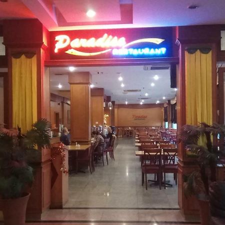 Utama Hotel Batam Kültér fotó
