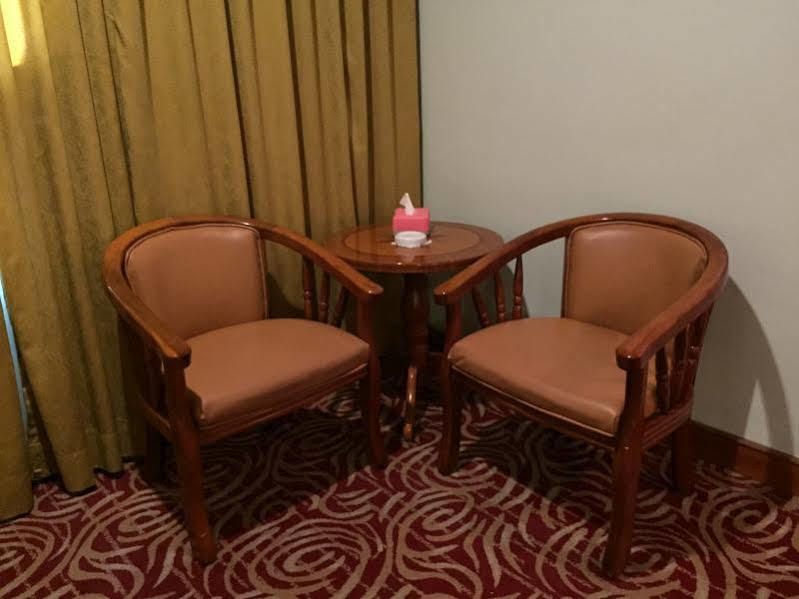 Utama Hotel Batam Kültér fotó