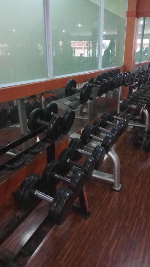 Utama Hotel Batam Kültér fotó